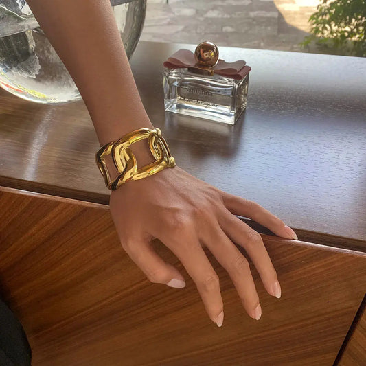 Auric Embrace Bracelet Forever Luxe