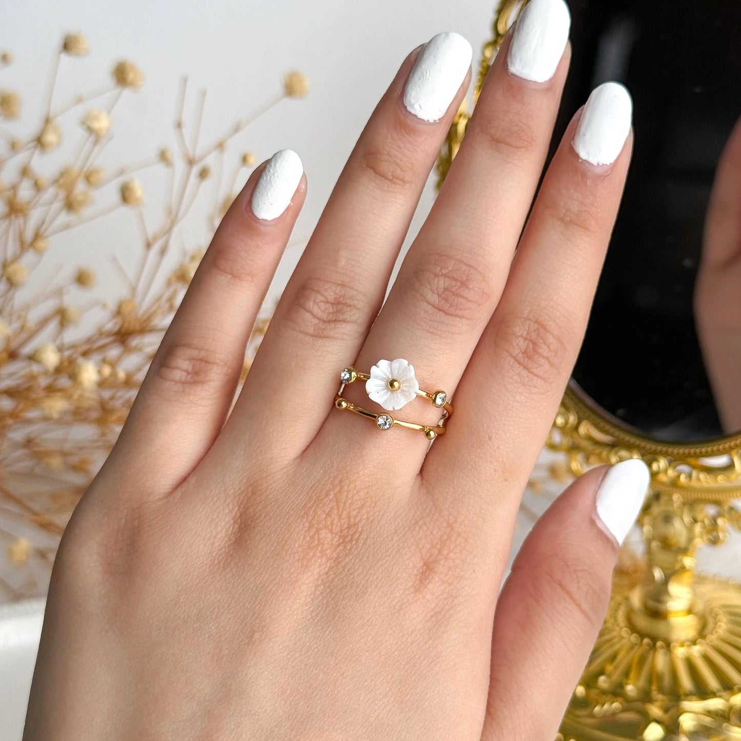 Daisy Dreams 18k gold plated floral ring -Adjustable style Forever Luxe