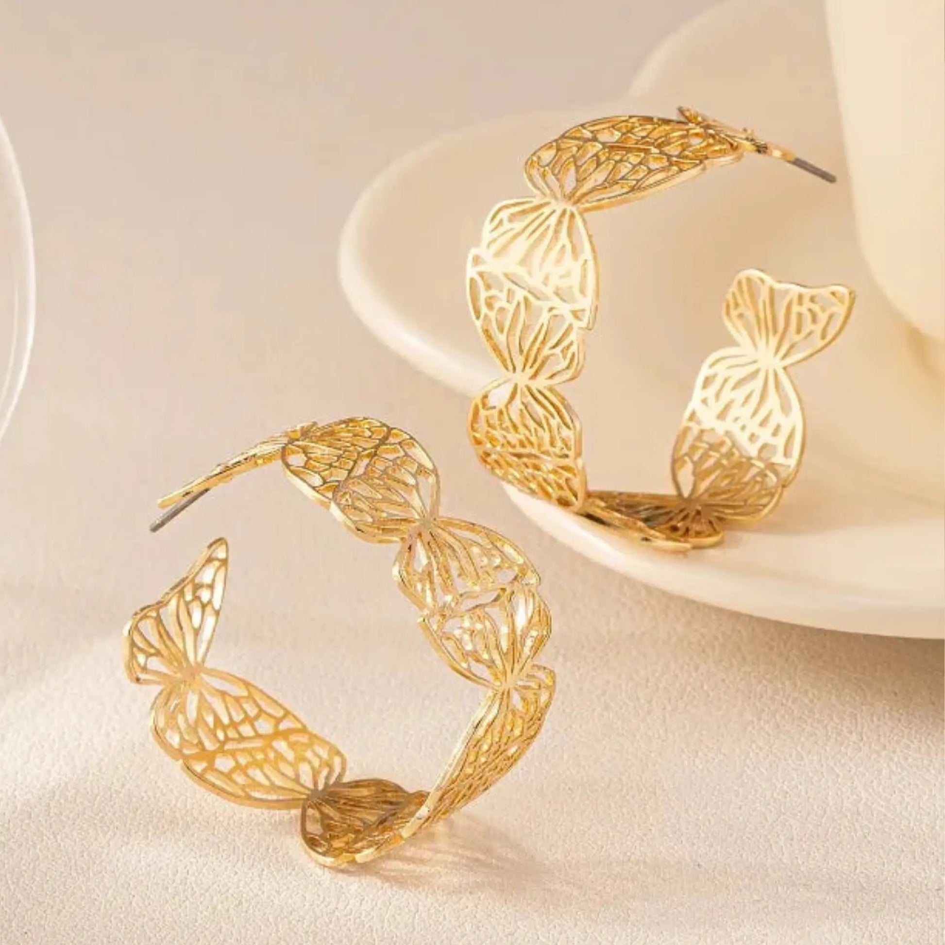 Flutter Elegance Hoops Forever Luxe