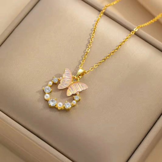 Myra flutter necklace Forever Luxe