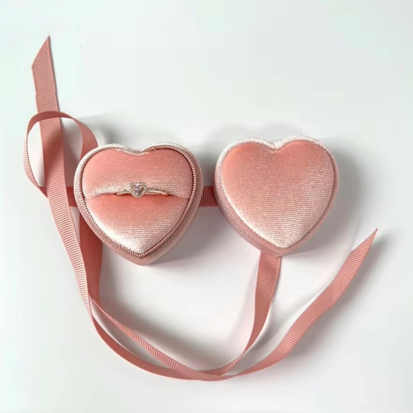 Heart Velvet Ring Box